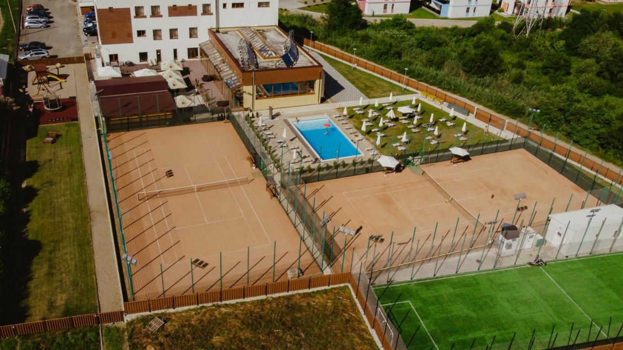 Tci Social Club Hotell Cluj-Napoca Exteriör bild